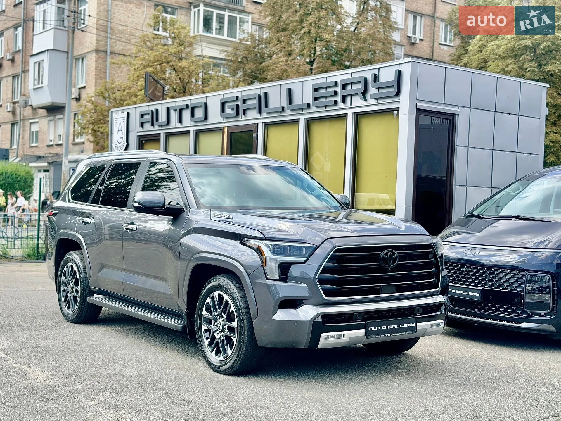 2024 Toyota Sequoia - мініатюра 5