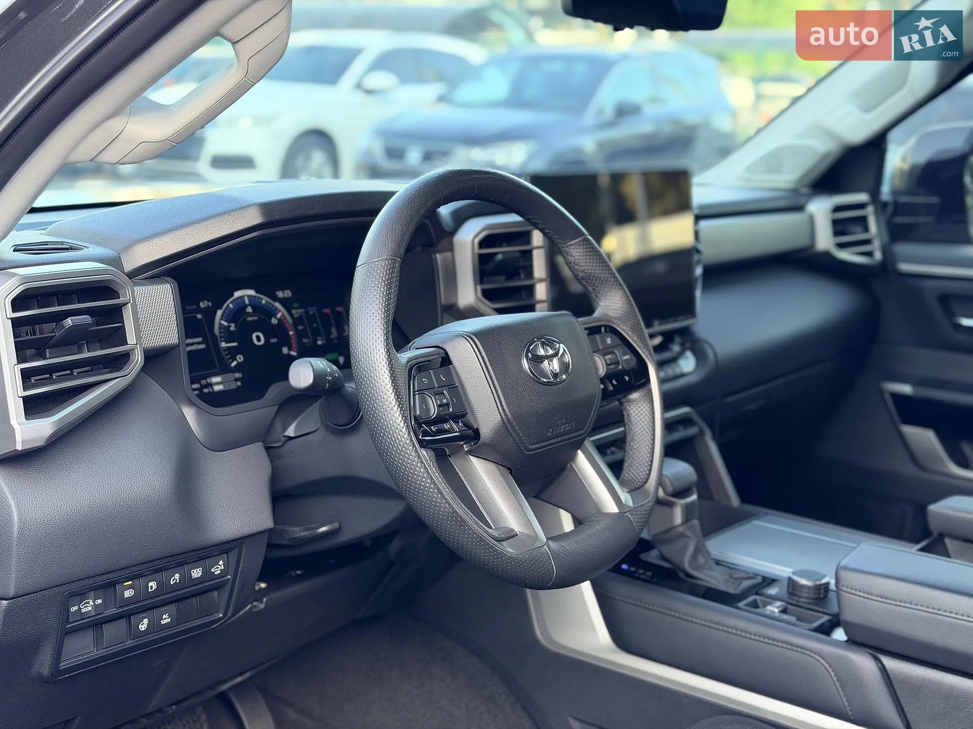 2024 Toyota Sequoia - мініатюра 19