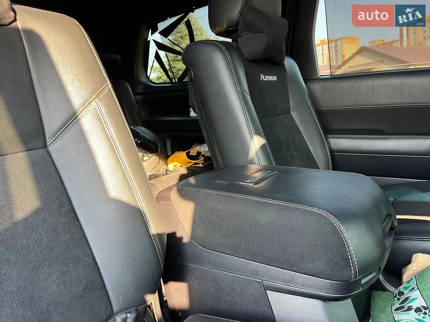 2014 Toyota Sequoia - мініатюра 24