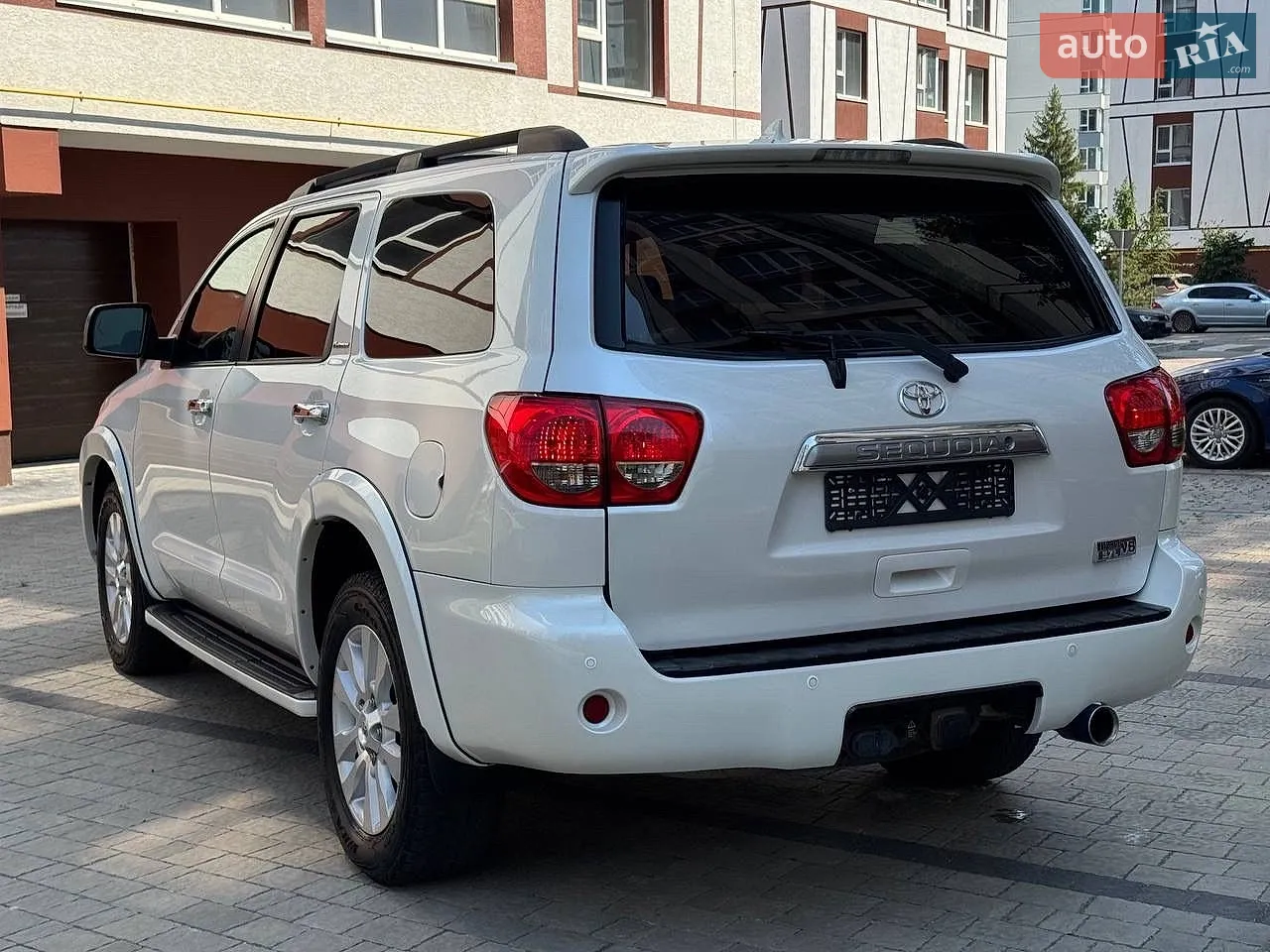 2013 Toyota Sequoia - мініатюра 18