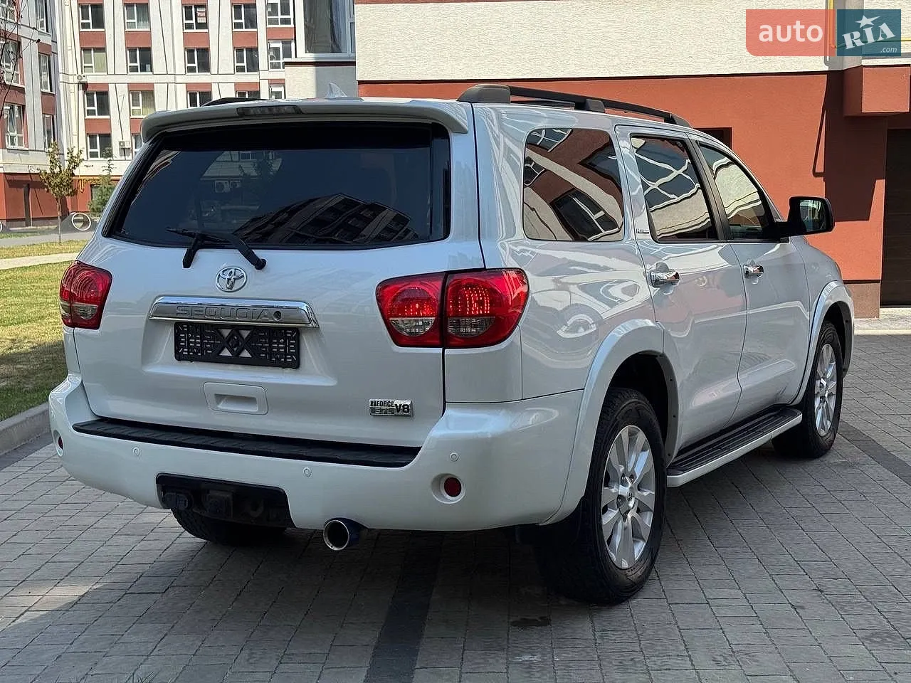 2013 Toyota Sequoia - мініатюра 20