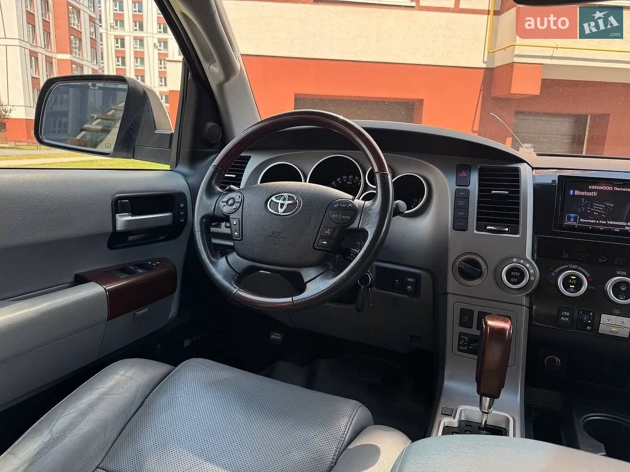 2013 Toyota Sequoia - мініатюра 48