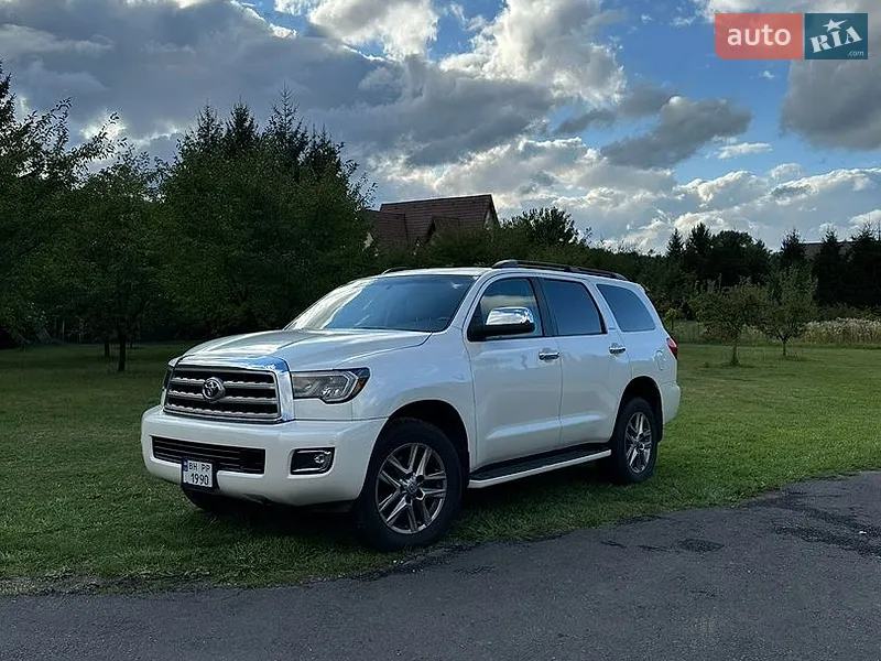Toyota Sequoia 2014