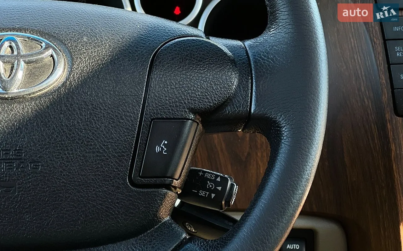 2012 Toyota Sequoia - мініатюра 12