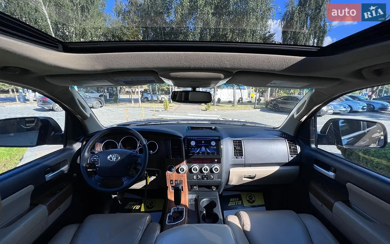 2012 Toyota Sequoia - мініатюра 14