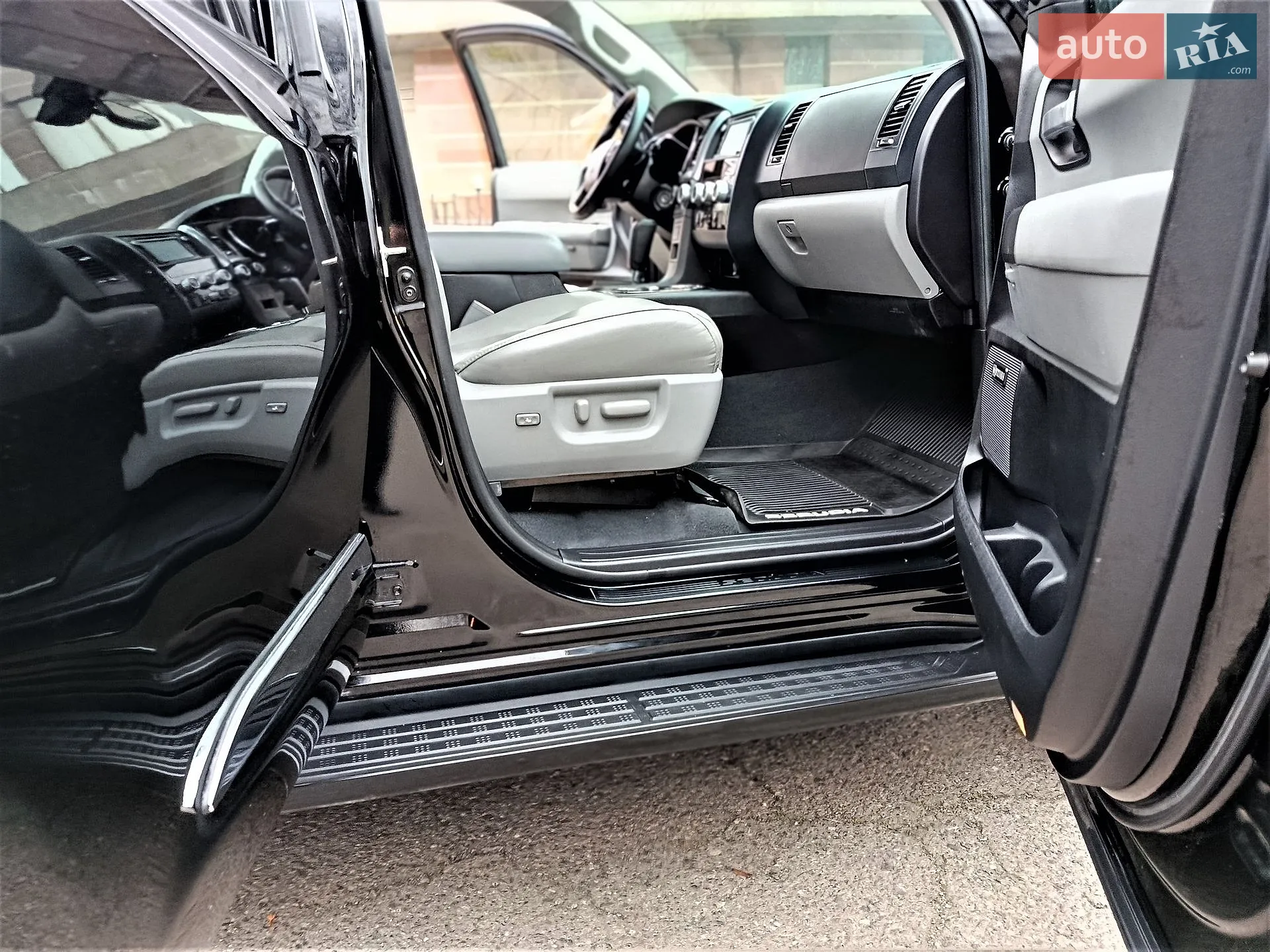 2018 Toyota Sequoia - мініатюра 32