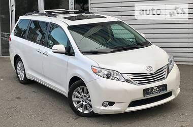 Toyota Sienna 2013