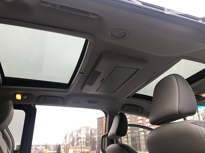 Мінівен Toyota Sienna 2014 в Житомирі