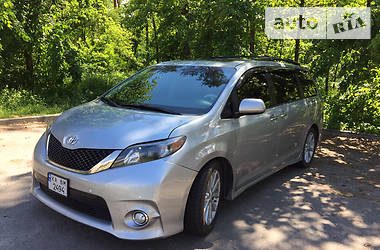 Toyota Sienna SE 2014 Toyota Sienna SE 2014