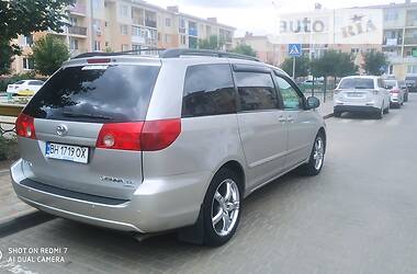 Toyota Sienna 2007