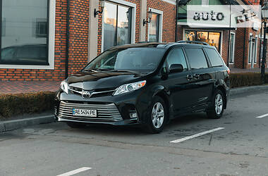 Toyota Sienna 2018 Toyota Sienna 2018