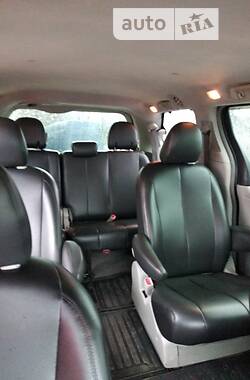 Мінівен Toyota Sienna 2010 в Харкові