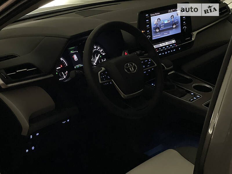 Мінівен Toyota Sienna 2020 в Одесі