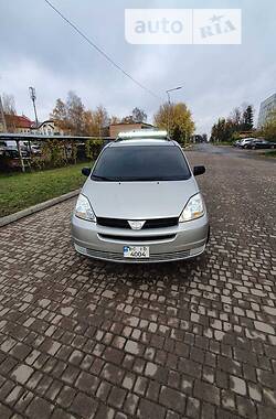 Минивэн Toyota Sienna 2003 в Червонограде