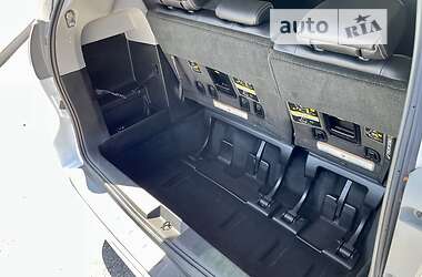 Мінівен Toyota Sienna 2015 в 