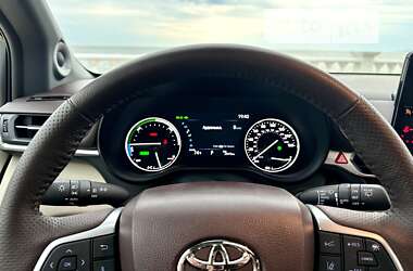 Минивэн Toyota Sienna 2020 в 