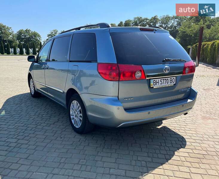 Минивэн Toyota Sienna 2007 в Одессе