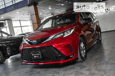 Минивэн Toyota Sienna 2022 в Одессе