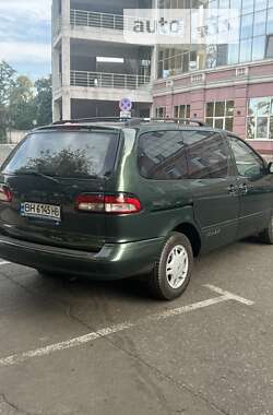 Мінівен Toyota Sienna 2002 в Одесі