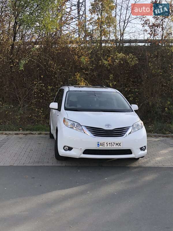 Мінівен Toyota Sienna 2012 в Мукачевому фото 9 Мінівен Toyota Sienna 2012 в Мукачевому