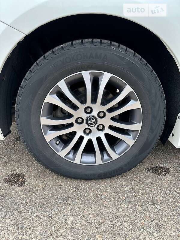 Минивэн Toyota Sienna 2018 в Одессе