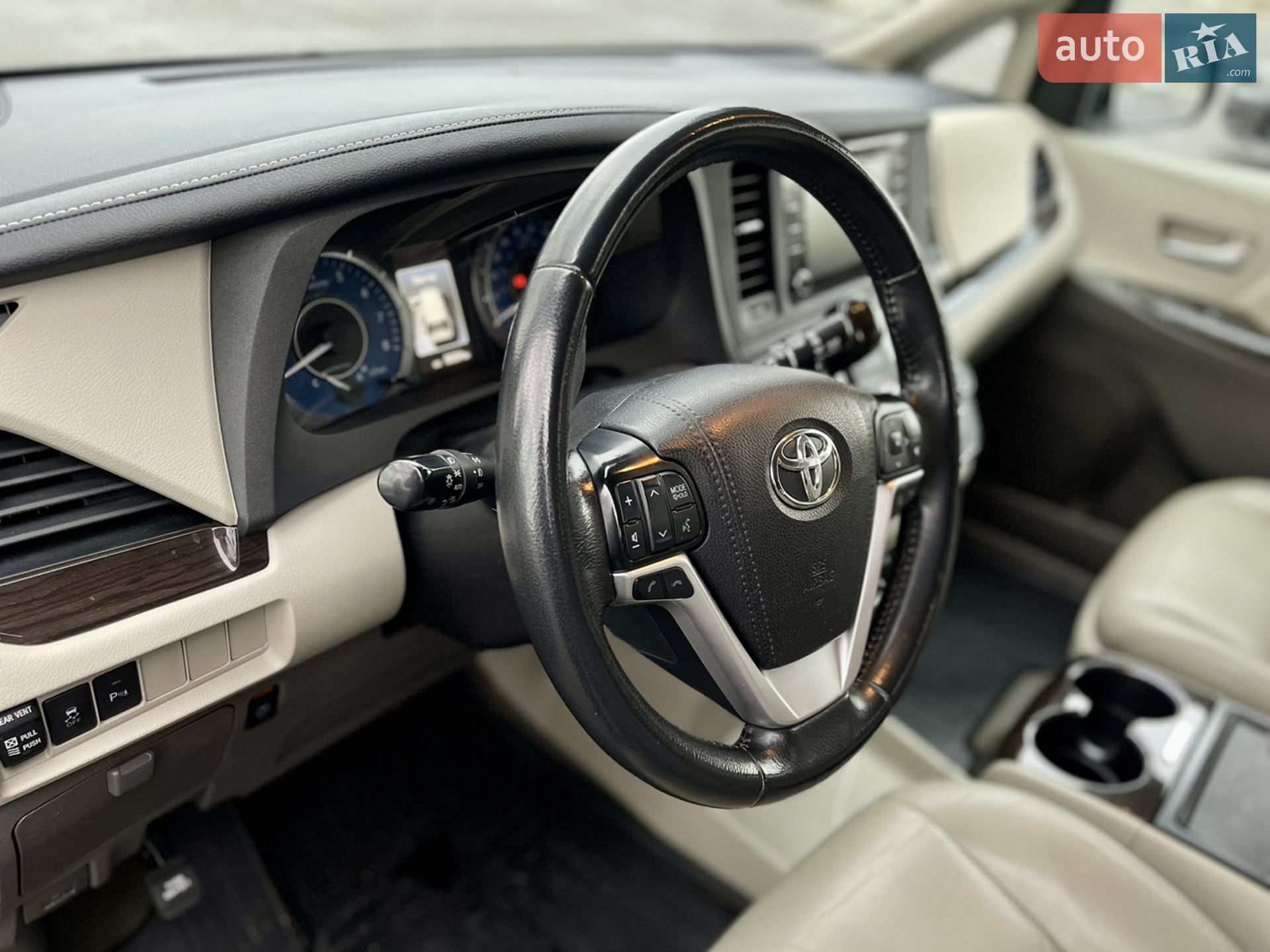 2019 Toyota Sienna - мініатюра 17