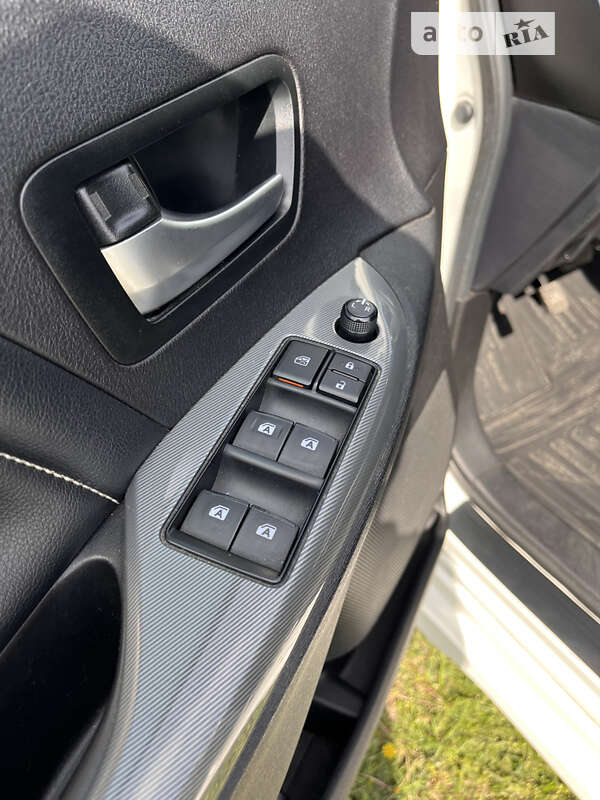 Минивэн Toyota Sienna 2016 в Днепре