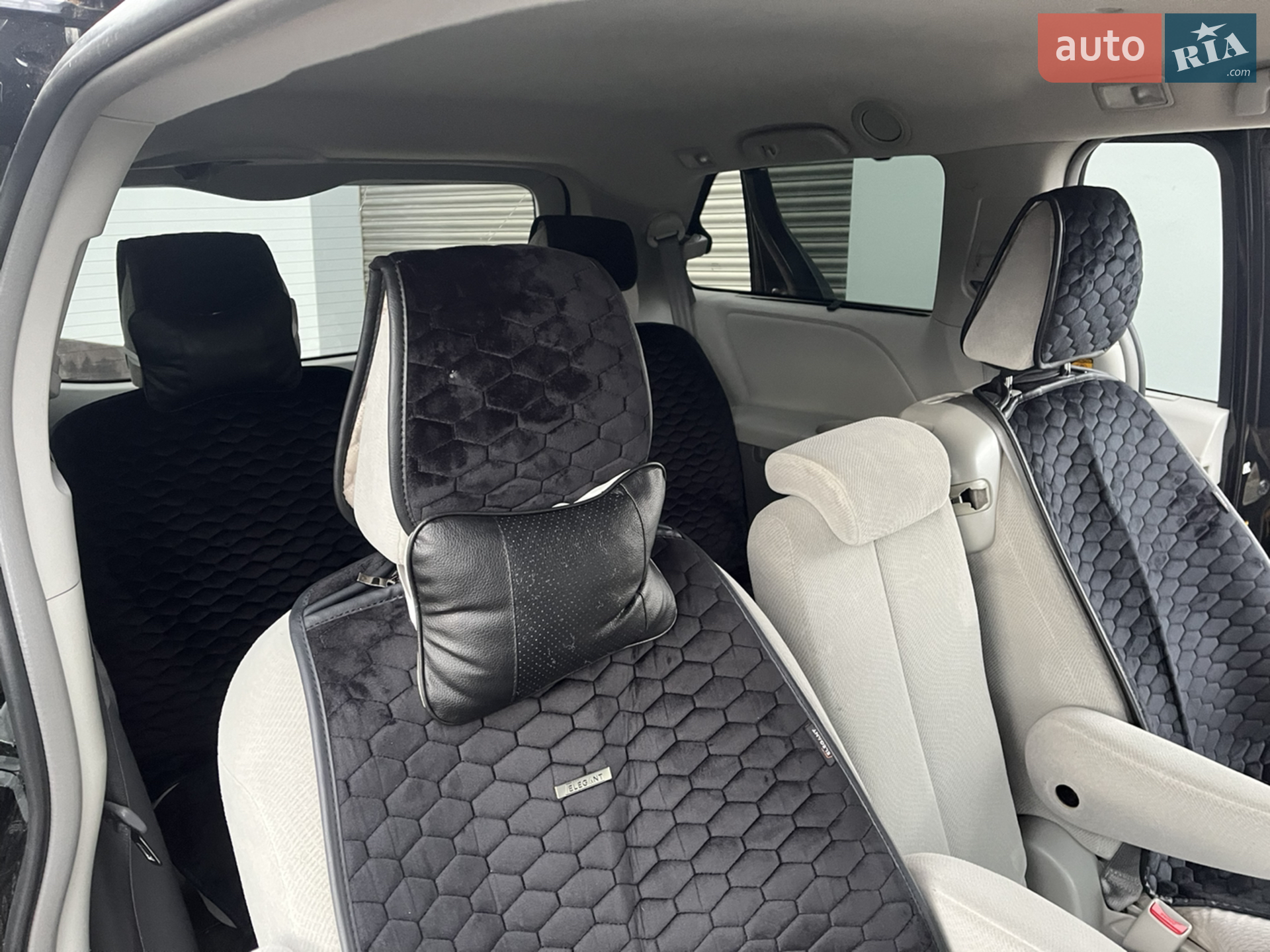 2013 Toyota Sienna - мініатюра 11