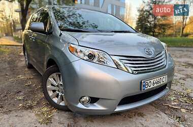 Минивэн Toyota Sienna 2013 в Тернополе