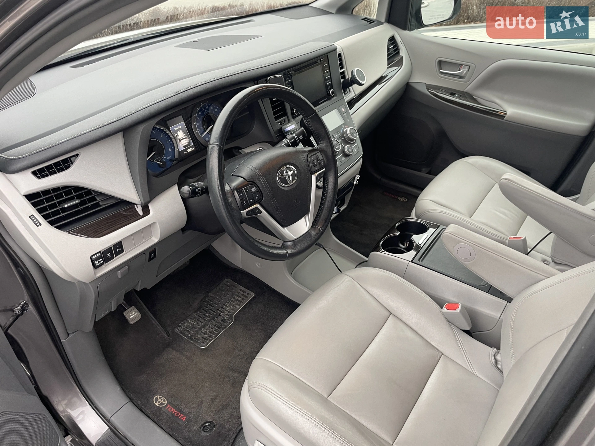 2019 Toyota Sienna - мініатюра 19