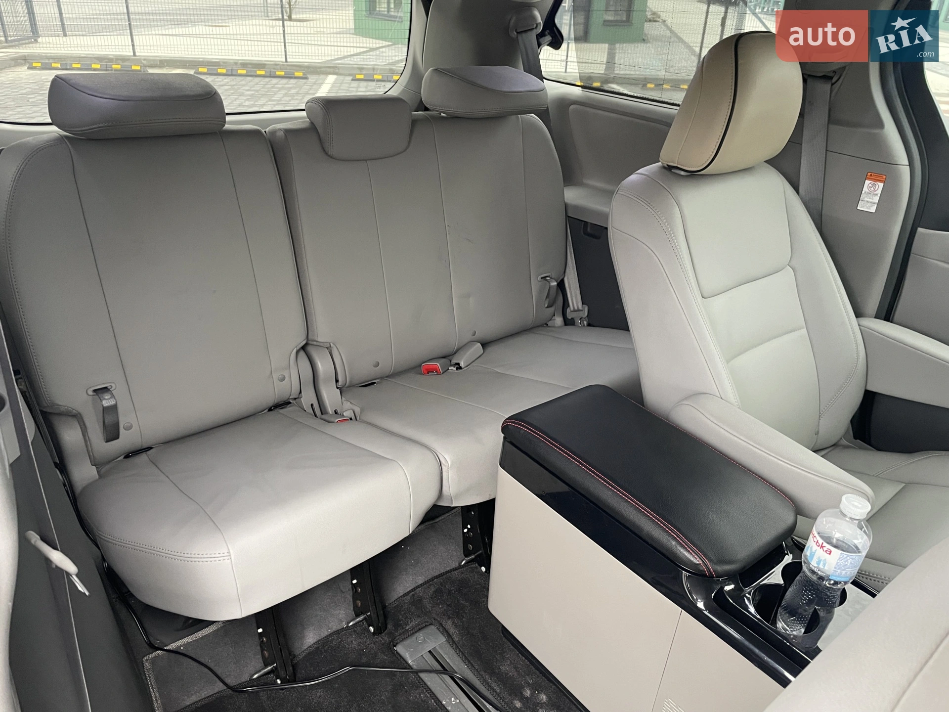 2019 Toyota Sienna - мініатюра 26
