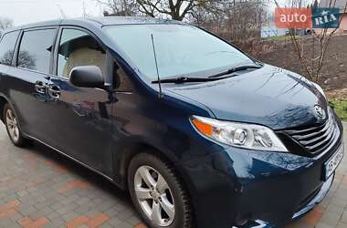 Toyota Sienna 2010 Toyota Sienna 2010