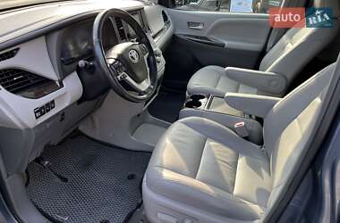 Минивэн Toyota Sienna 2017 в Одессе