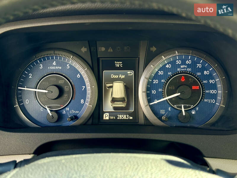 Мінівен Toyota Sienna 2015 в Вінниці
