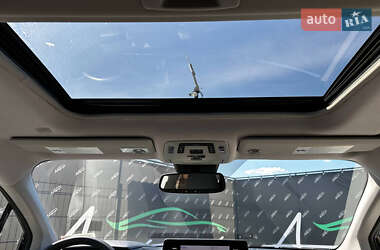 Мінівен Toyota Sienna 2021 в 
