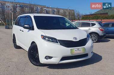 Toyota Sienna 2016 Toyota Sienna 2016