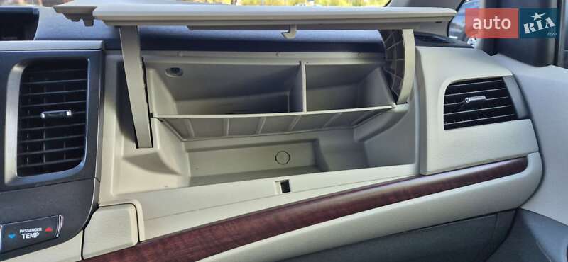 Мінівен Toyota Sienna 2013 в Києві