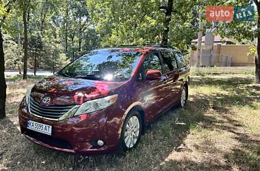 Минивэн Toyota Sienna 2014 в Запорожье