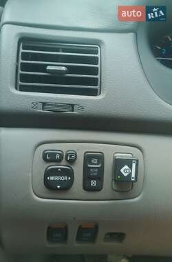 Минивэн Toyota Sienna 2007 в 