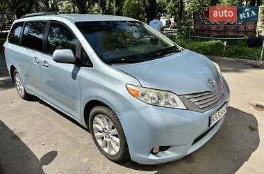 Toyota Sienna 2015 Toyota Sienna 2015