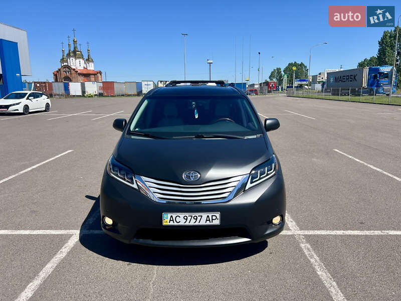 Мінівен Toyota Sienna 2014 в Ковелі