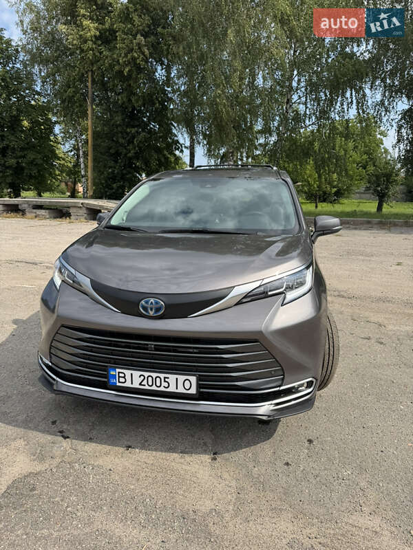 Toyota Sienna 2021