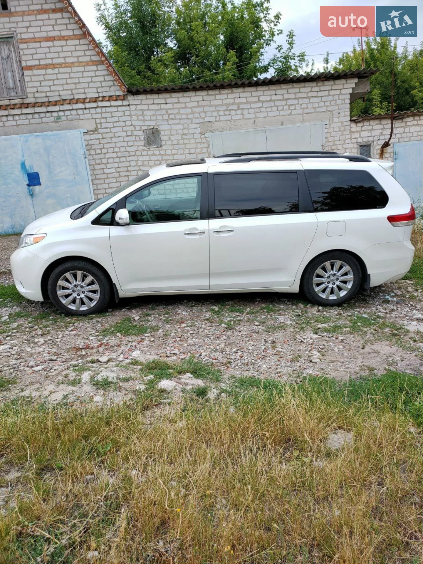 2013 Toyota Sienna - мініатюра 3