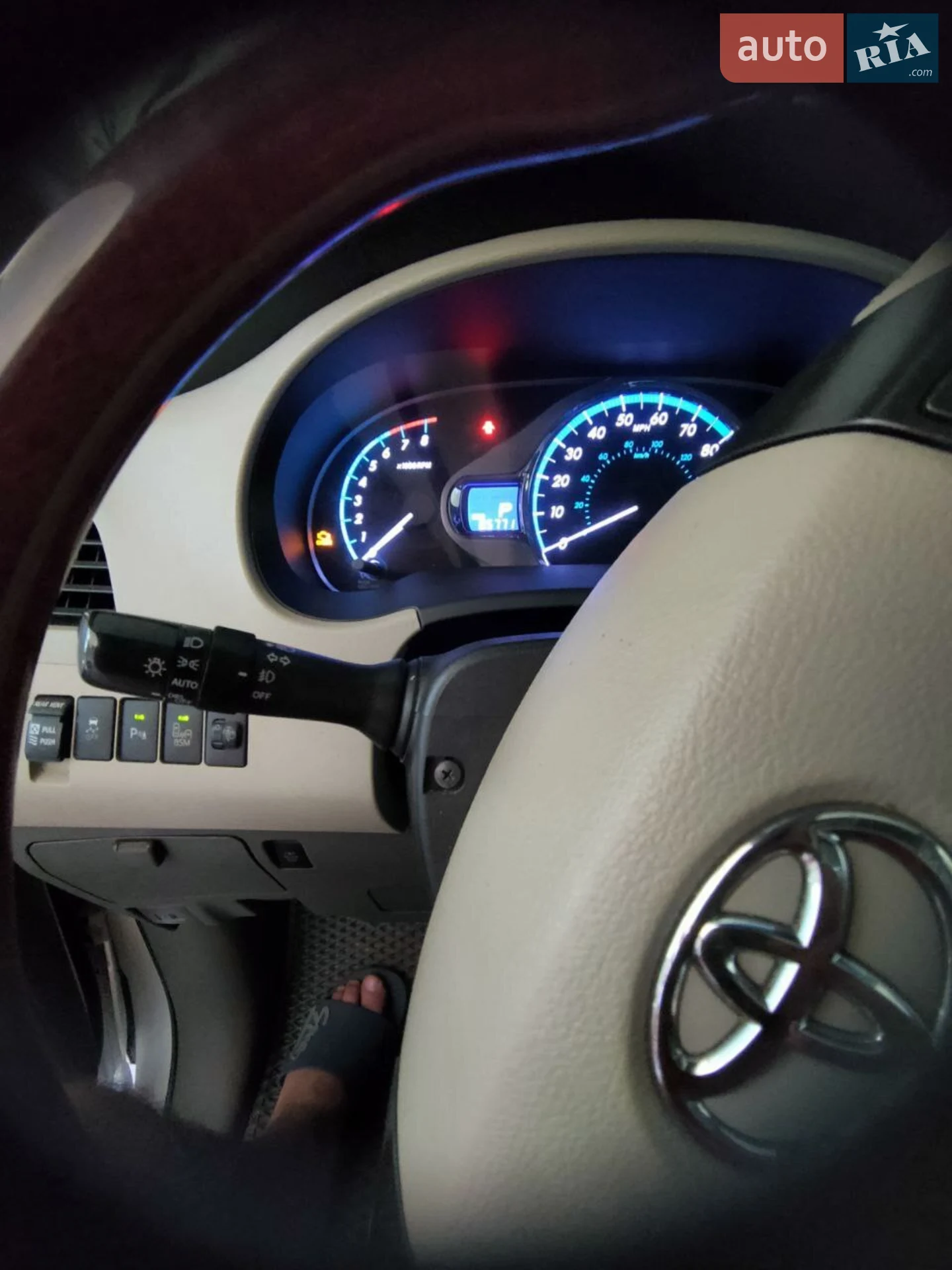 2013 Toyota Sienna - мініатюра 15