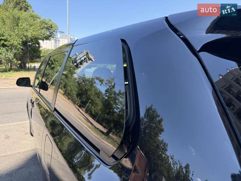 Минивэн Toyota Sienna 2019 в Черноморске
