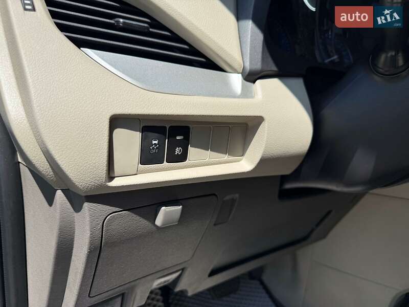 Минивэн Toyota Sienna 2019 в Черноморске