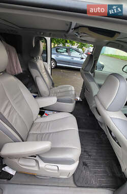 Мінівен Toyota Sienna 2011 в Рівному