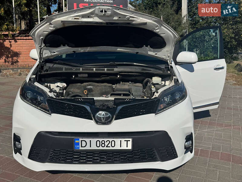 Минивэн Toyota Sienna 2019 в Броварах фото 2 Минивэн Toyota Sienna 2019 в Броварах