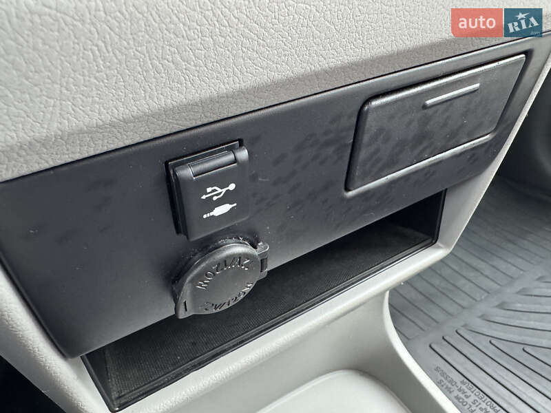 Минивэн Toyota Sienna 2019 в Киеве