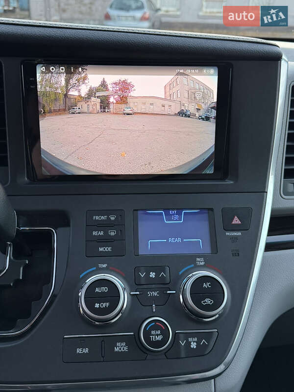 Мінівен Toyota Sienna 2016 в Дніпрі фото 50 Мінівен Toyota Sienna 2016 в Дніпрі